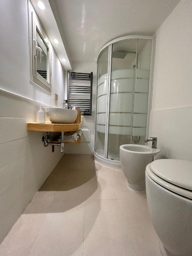 Martiri Boutique Apartment Неаполь Экстерьер фото