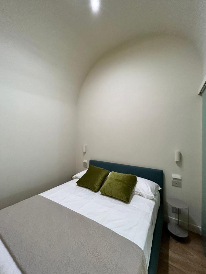 Martiri Boutique Apartment Неаполь Экстерьер фото