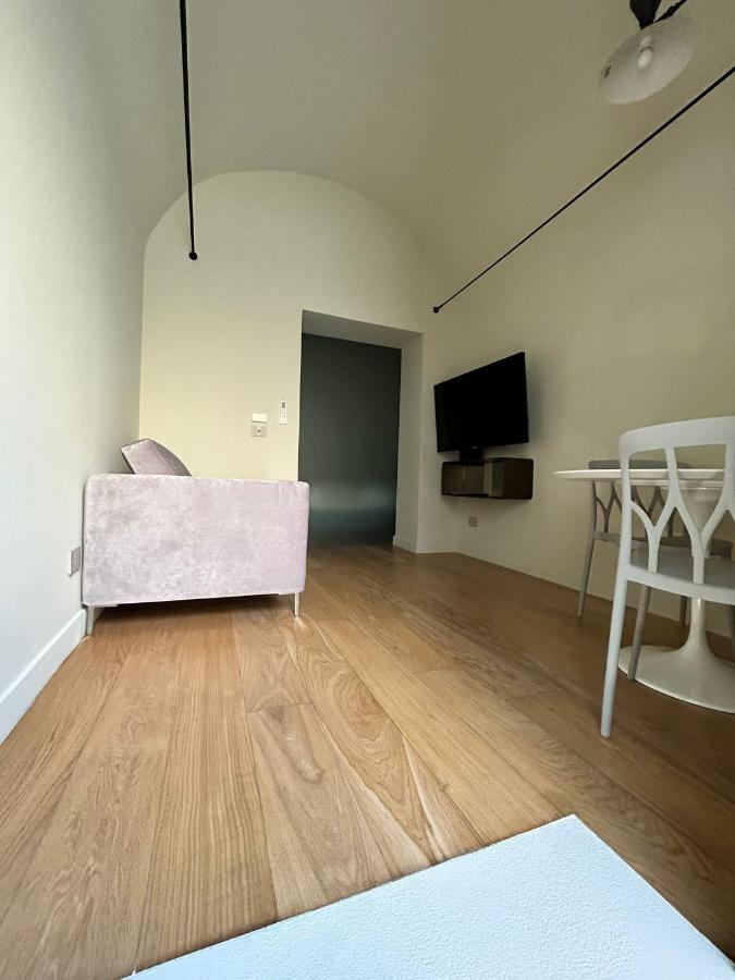Martiri Boutique Apartment Неаполь Экстерьер фото